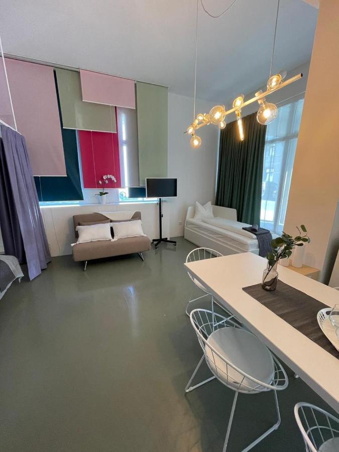 Main Station Design Loft Style Apartment Інсбрук Екстер'єр фото